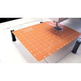 Grid Glider Small - Tapis quadrillé glissant pour machine à coudre