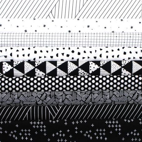 9 coupons de tissus imprimés noir et blanc